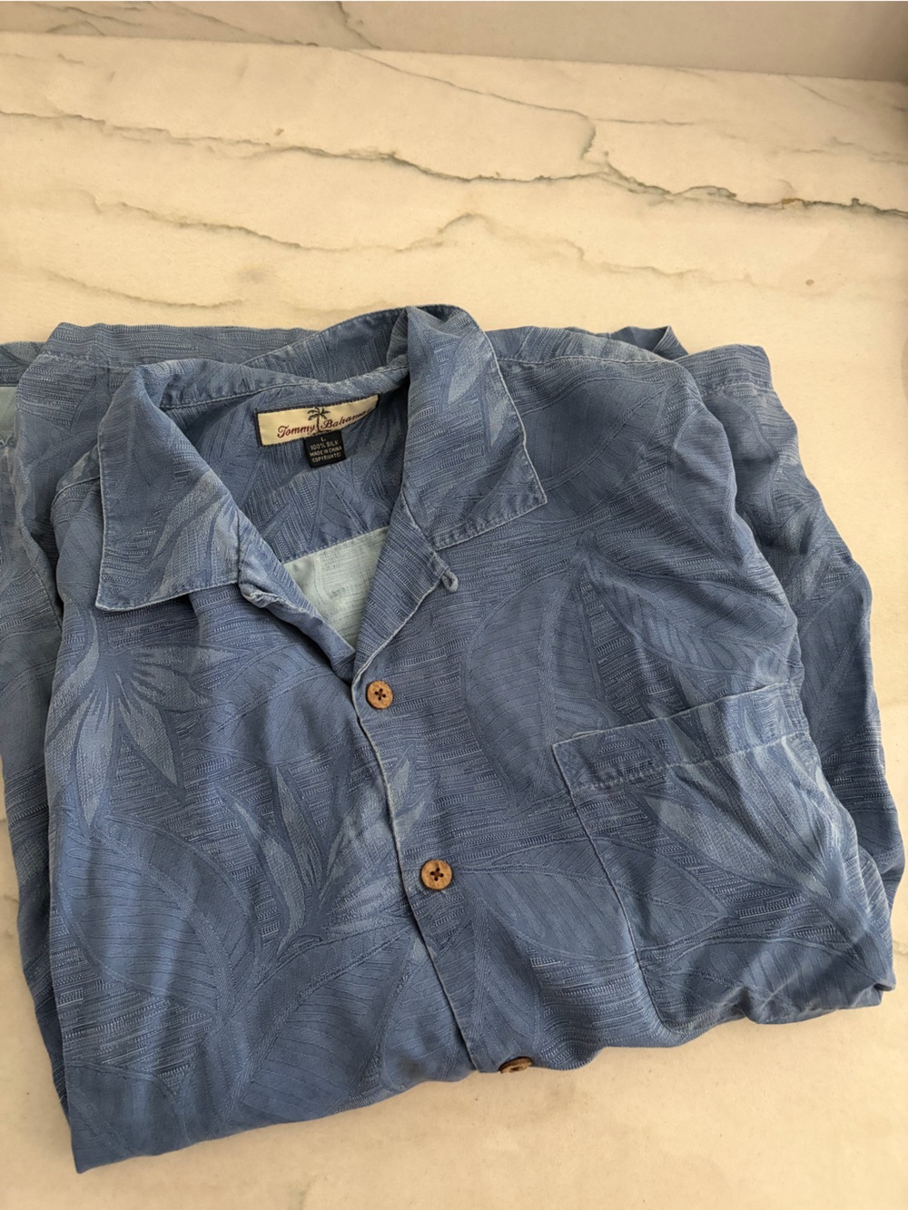 Tommy Bahama 100% Silk